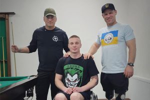 Dan cnossen visit rehab center feature image min